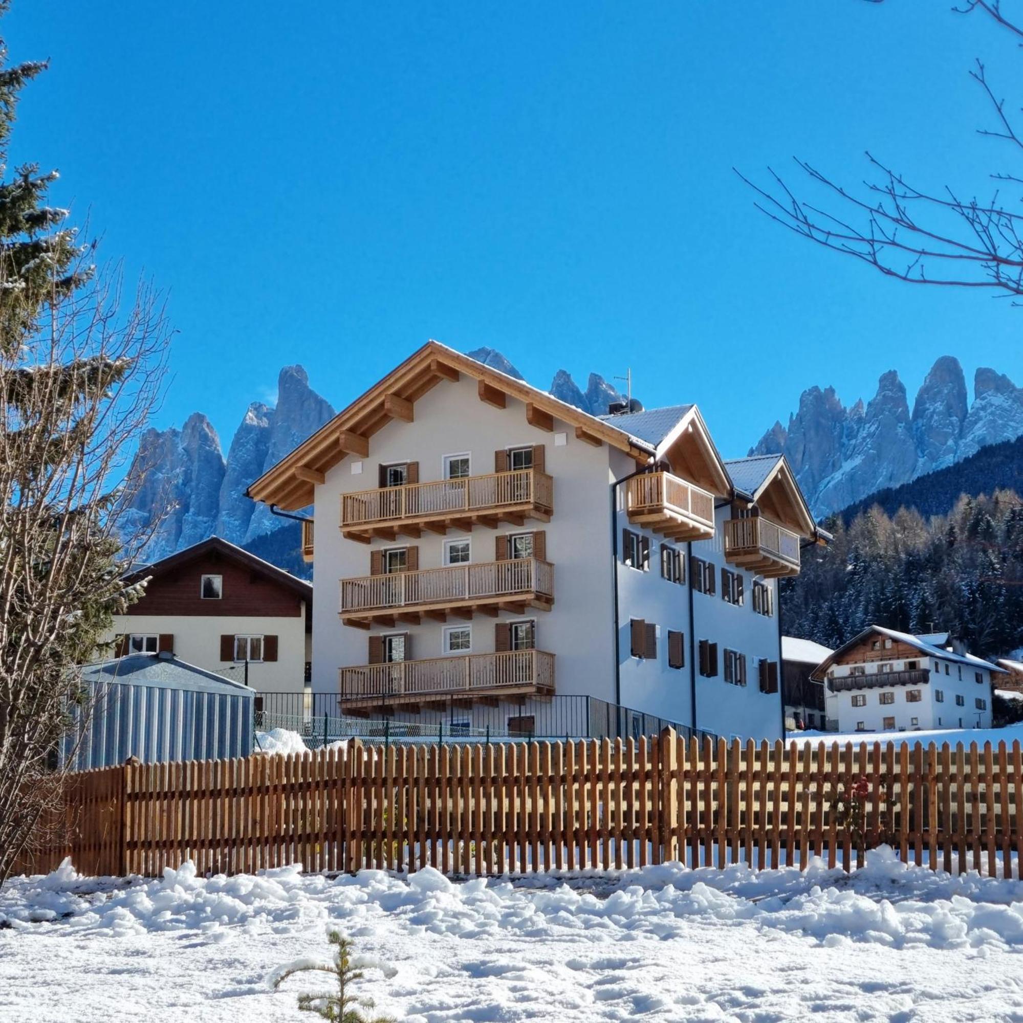 Residence Geisler Funes Funes  Bagian luar foto